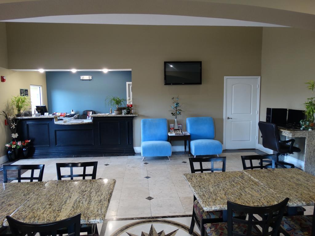 Regency Inn & Suites - Baytown Exterior photo