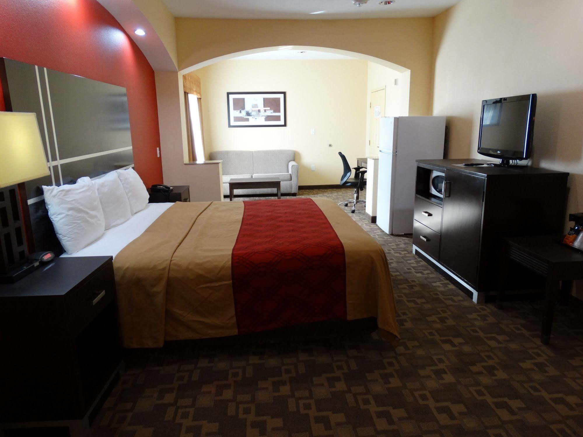 Regency Inn & Suites - Baytown Exterior photo
