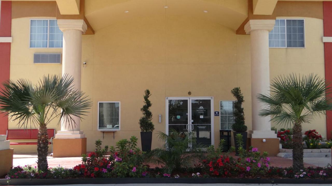 Regency Inn & Suites - Baytown Exterior photo